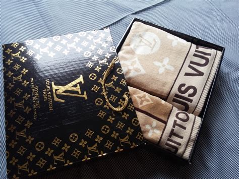 Louis Vuitton Bath Towels & Washcloth for sale 